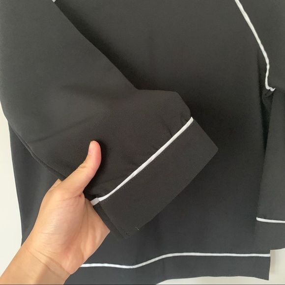 Black Circle Blouse - Picture 4 of 8